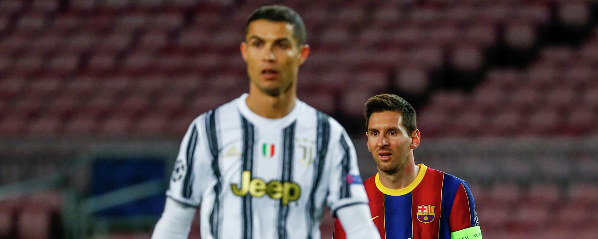 Barcelona's Lionel Messi, right, and Juventus' Cristiano Ronaldo during the Champions League group G soccer match between FC Barcelona and Juventus at the Camp Nou stadium in Barcelona, Spain, Tuesday, Dec. 8, 2020 - Sputnik International, 1920, 14.04.2022
