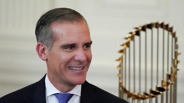 FILE - Los Angeles Mayor Eric Garcetti arrives for an event to honor the 2020 World Series champion Los Angeles Dodgers baseball team at the White House, July 2, 2021, in Washington. - Sputnik International