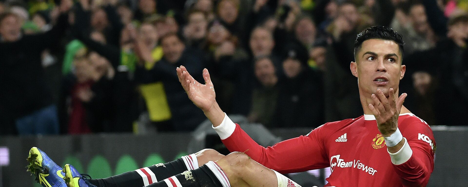 Manchester United's Cristiano Ronaldo during the English Premier League soccer match between Norwich City and Manchester United at Carrow road in Norwich, England, Saturday, Dec.11, 2021 - Sputnik International, 1920, 05.01.2022