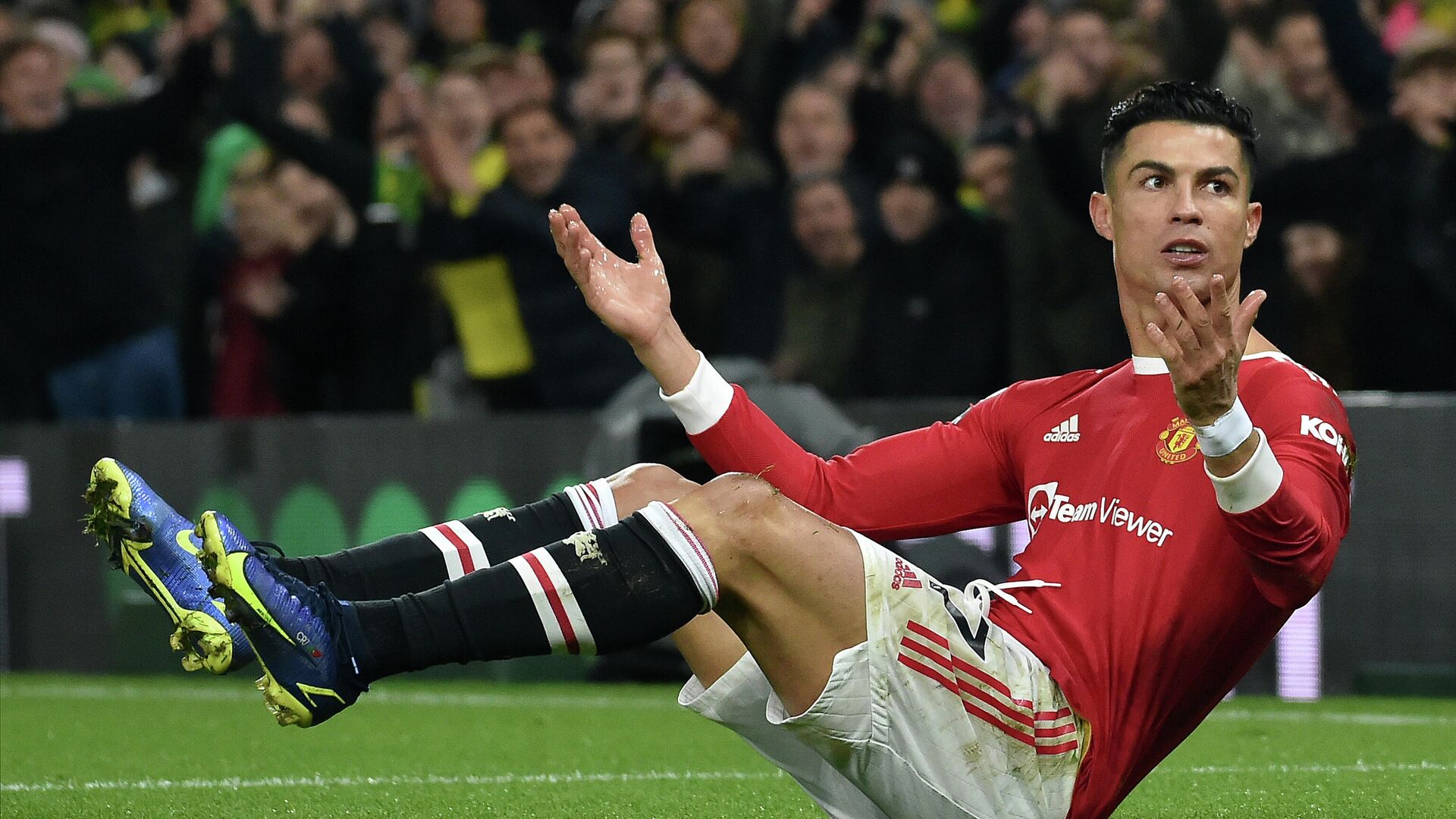 Manchester United's Cristiano Ronaldo during the English Premier League soccer match between Norwich City and Manchester United at Carrow road in Norwich, England, Saturday, Dec.11, 2021 - Sputnik International, 1920, 07.03.2022