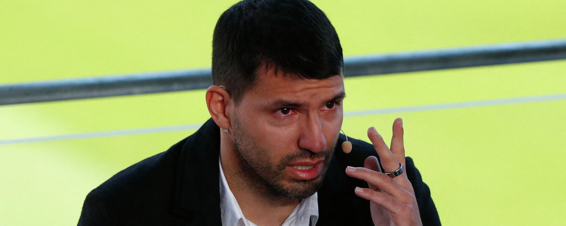 Soccer Football - FC Barcelona - Sergio Aguero Press Conference - Camp Nou, Barcelona, Spain - December 15, 2021 FC Barcelona's Sergio Aguero reacts after announcing his retirement from football during the press conference - Sputnik International, 1920, 15.12.2021