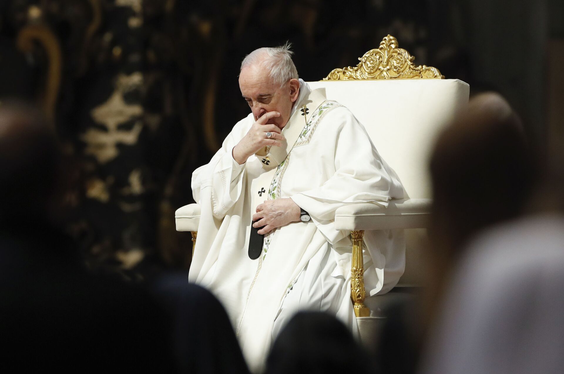 Pope Francis celebrates Holy Mass for the community of the faithful of Myanmar residents in Rome, at the Vatican, Sunday, on 16 May 2021. - Sputnik International, 1920, 08.02.2022