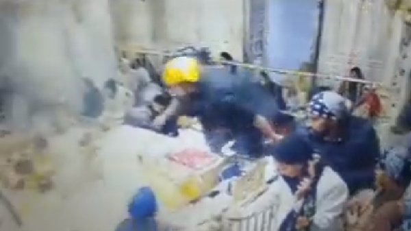 On 18 December, a man, aged 24-25, was beaten to death by a mob after he jumped over the railing of the sanctum sanctorum inside the Sikhs' holiest shrine, the Golden Temple in Amritsar, Punjab. He allegedly tried to touch the ceremonial sword kept in front of the holy book of the Sikhs, 'Guru Granth Sahib', during the daily evening prayer. - Sputnik International