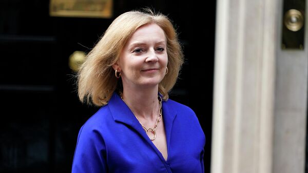 Britain's new Foreign Secretary Liz Truss leaves 10 Downing Street, in London, Wednesday, Sept. 15, 2021 - Sputnik International
