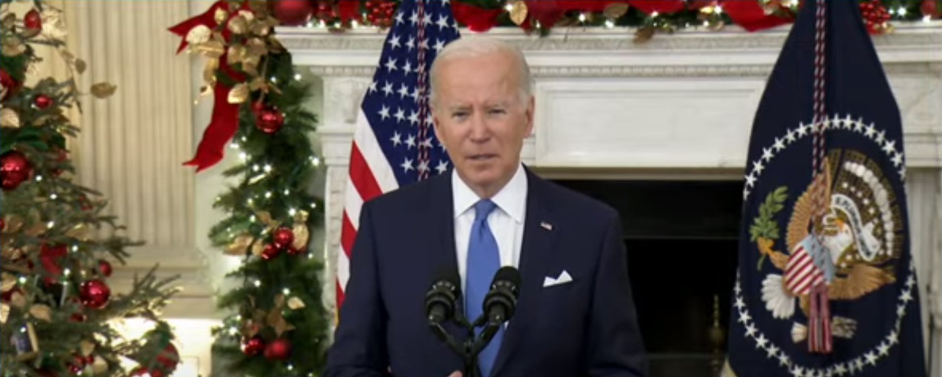 US President Joe Biden speaks from the White House about his administration's preparations for the Omicron variant of COVID-19 on December 21, 2021. - Sputnik International, 1920, 21.12.2021
