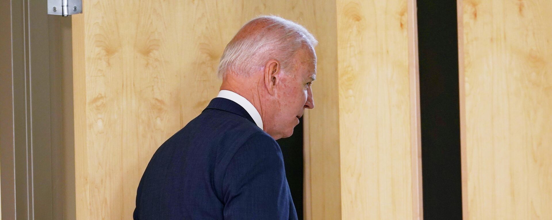 President Joe Biden walks away after talking about the May jobs report from the Rehoboth Beach Convention Center in Rehoboth Beach, Del., Friday, June 4, 2021 - Sputnik International, 1920, 14.05.2022