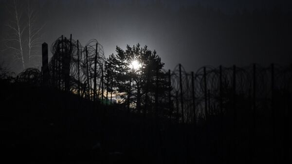 Fence at the Belarusian-Poland border - Sputnik International