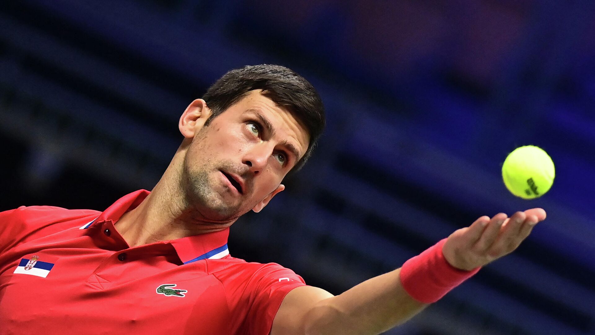 Serbia's Novak Djokovic serves the ball to Germany's Jan-Lennard Struff (not pictured) during the men's singles group stage match between Serbia and Germany of the Davis Cup tennis tournament in Innsbruck, Austria, on November 27, 2021 - Sputnik International, 1920, 16.01.2022