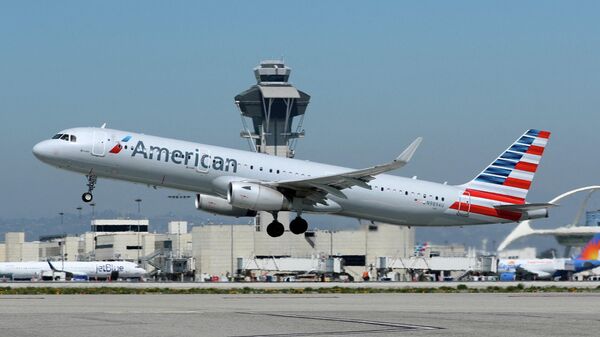 An American Airlines Airbus A321-200 plane takes off from Los Angeles International airport (LAX) in Los Angeles, California, U.S. March 28, 2018 - Sputnik International