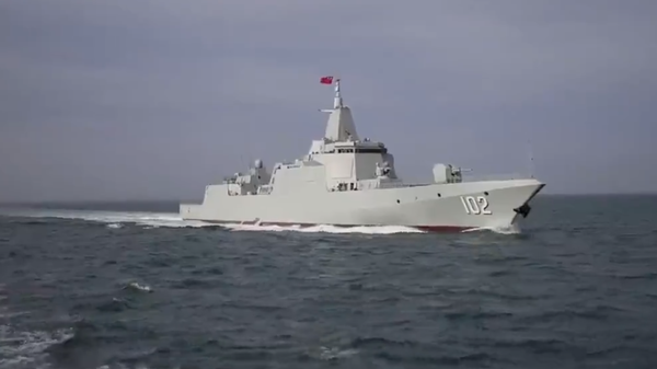 The Type 055 cruiser Lhasa of the Chinese People's Liberation Army Navy (PLAN) - Sputnik International