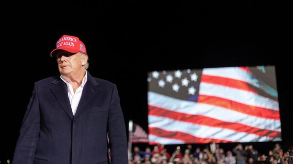 Former U.S. President Donald Trump holds a rally in Florence, Arizona, U.S., January 15, 2022. - Sputnik International