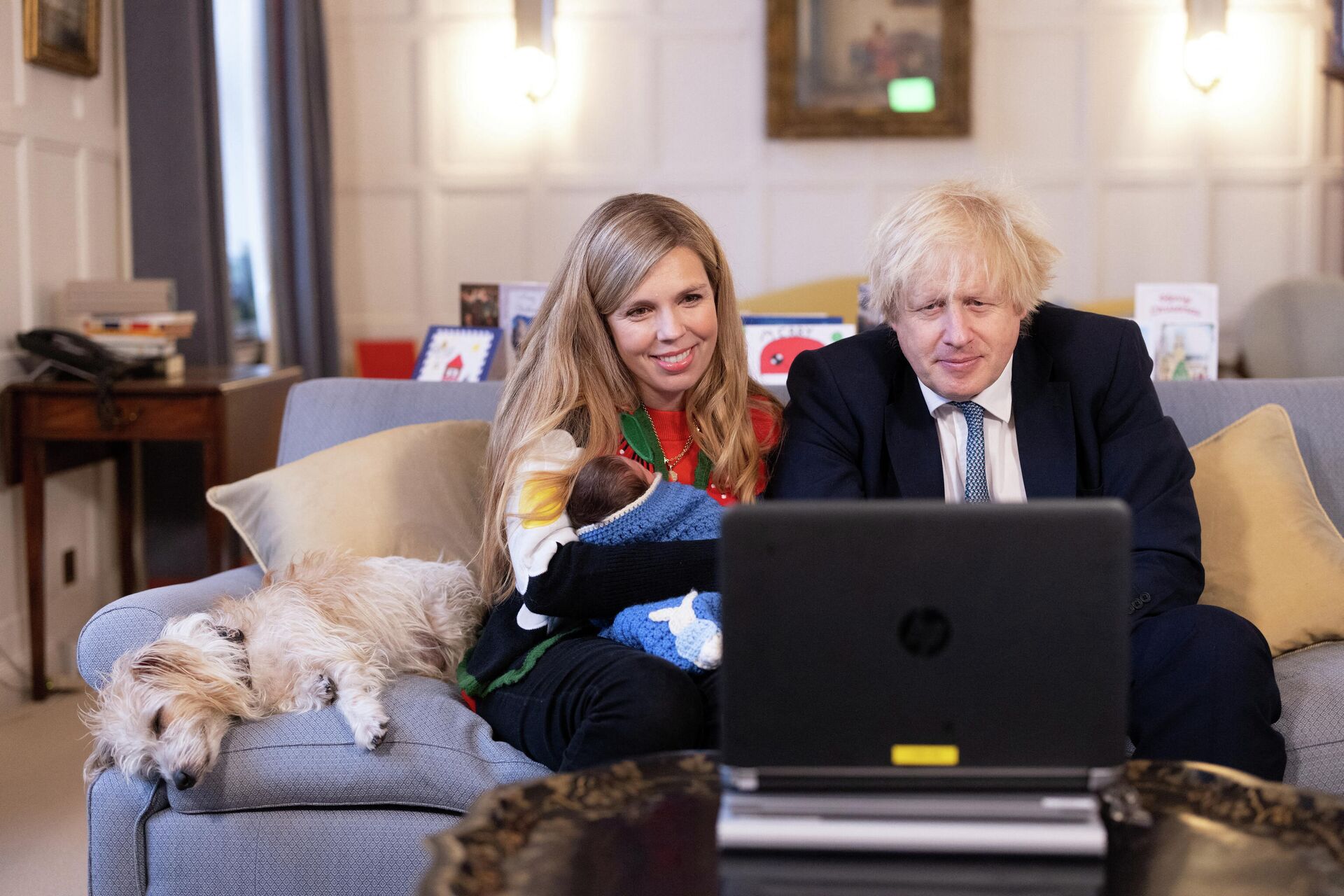 British PM Boris Johnson and Carrie Johnson hold virtual call at Chequers - Sputnik International, 1920, 28.01.2022