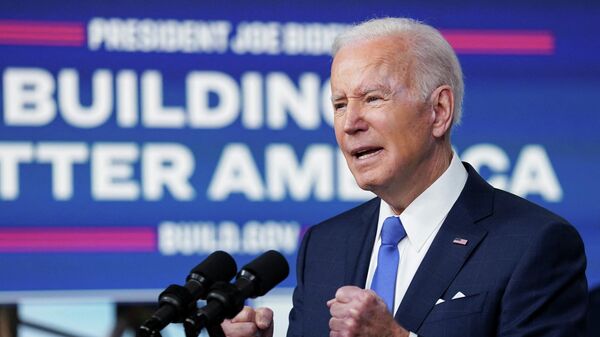 U.S. President Joe Biden delivers remarks on how the Bipartisan Infrastructure Law will rebuild America's bridges, in the South Court Auditorium at the White House in Washington, U.S., January 14, 2022.  - Sputnik International