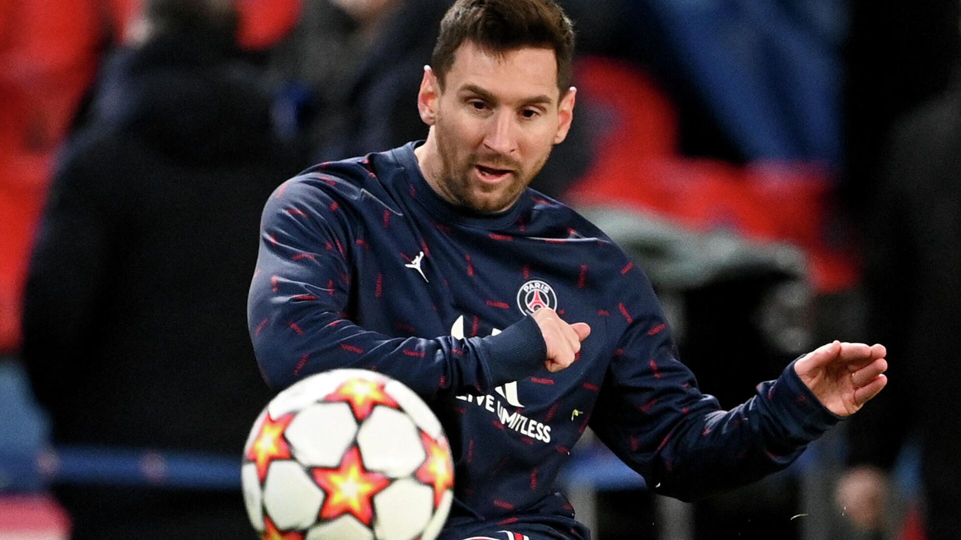 (FILES) In this file photo taken on December 07, 2021 Paris Saint-Germain's Argentinian forward Lionel Messi warms up before the UEFA Champions League first round day 6 Group A football match between Paris Saint-Germain (PSG) and Club Brugge, at the Parc des Princes stadium in Paris on December 7, 2021 - Sputnik International, 1920, 21.01.2022