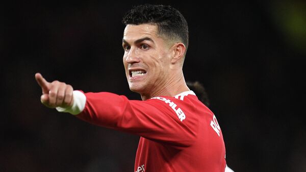Manchester United's Portuguese striker Cristiano Ronaldo gestures during the English Premier League football match between Manchester United and Burnley at Old Trafford in Manchester, north-west England, on December 30, 2021 - Sputnik International