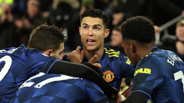 Manchester United's Cristiano Ronaldo with teammates  - Sputnik International