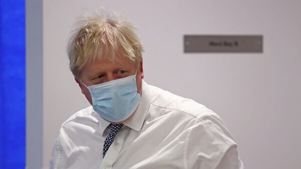 Britain's Prime Minister Boris Johnson visits Milton Keynes University Hospital - Sputnik International