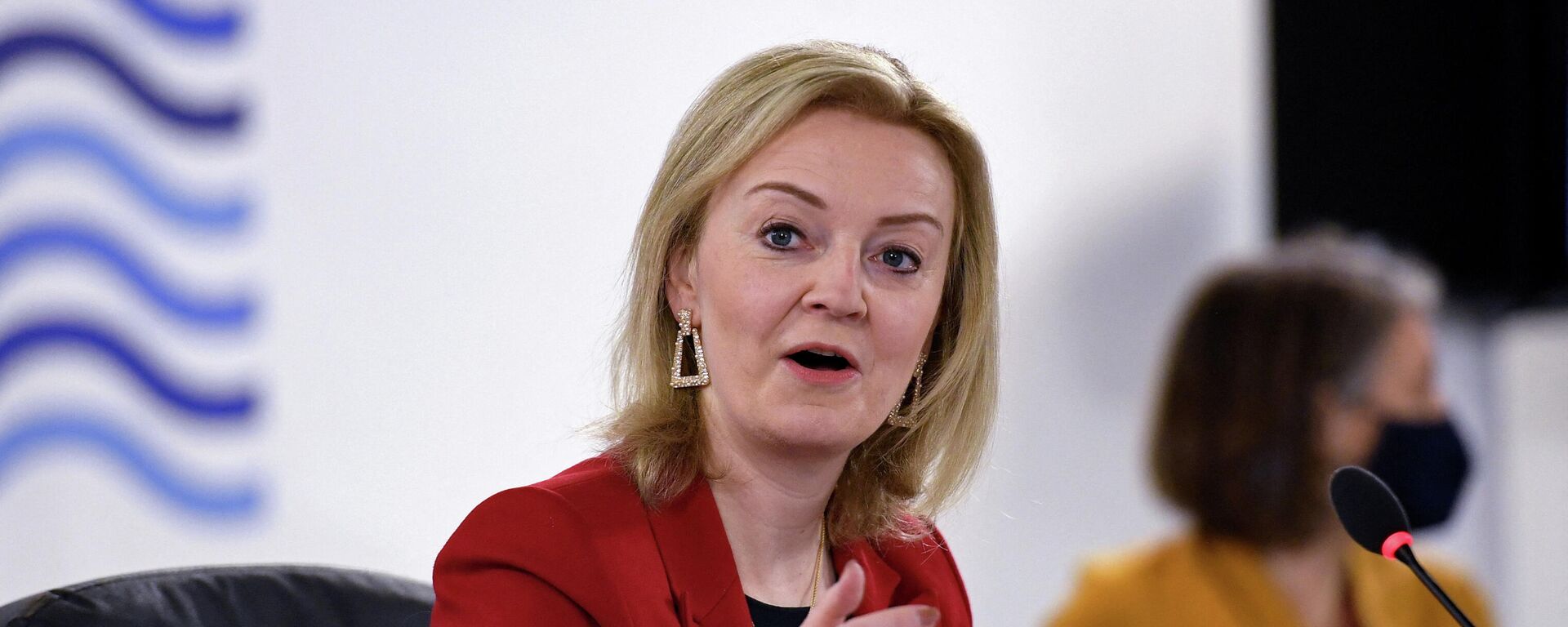 British Foreign Secretary Liz Truss speaks during a G7 foreign and development ministers session with guest countries and ASEAN nations on the final day of the summit in Liverpool, Britain December 12, 2021. - Sputnik International, 1920, 15.02.2022
