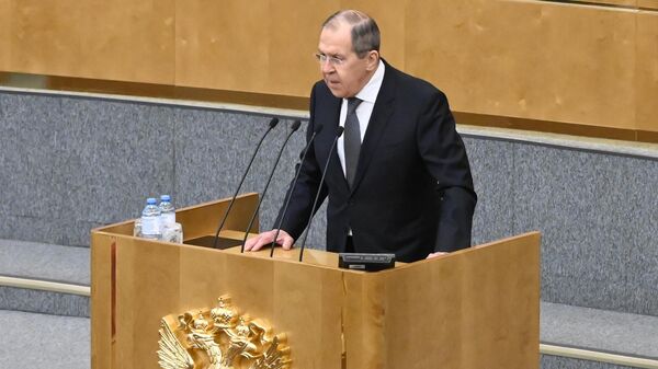 Russian Foreign Minister Sergei Lavrov speaks to Duma lawmakers, January 26, 2022. - Sputnik International