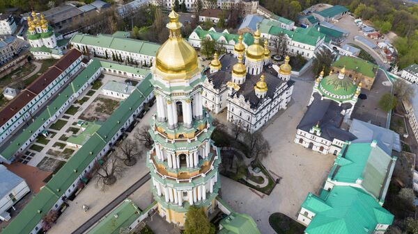 An aerial view of ancient Orthodox Monastery of Caves, which was closed for coronavirus quarantine, in Kyiv, Ukraine, Monday, April 13, 2020. Over 90 COVID-19 cases have been confirmed at the Monastery, of which 63 monks were confirmed in the past 24 hours, making the thousand-year old historical and religious center the biggest hotbed of coronavirus outbreak in the Ukrainian capital. - Sputnik International