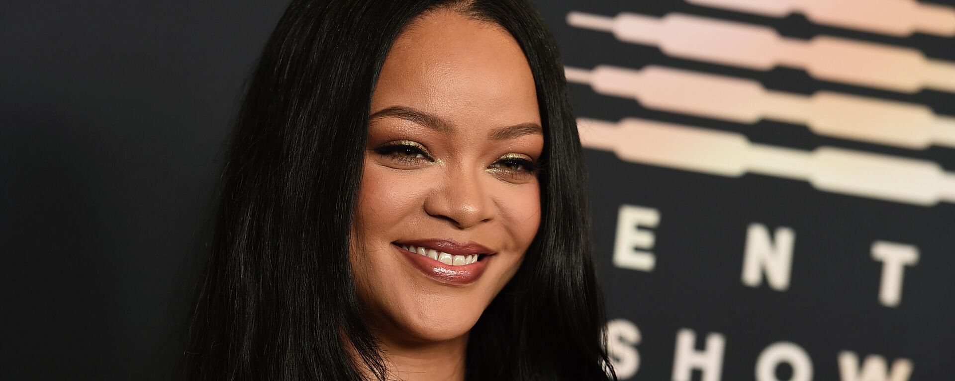 Musician and entrepreneur Rihanna attends an event for her lingerie line Savage X Fenty at the Westin Bonaventure Hotel in Los Angeles on on Aug. 28, 2021. The lingerie fashion show, “Savage X Fenty Show Vol. 3, will premiere Friday on Amazon Prime Video. - Sputnik International, 1920, 11.02.2023