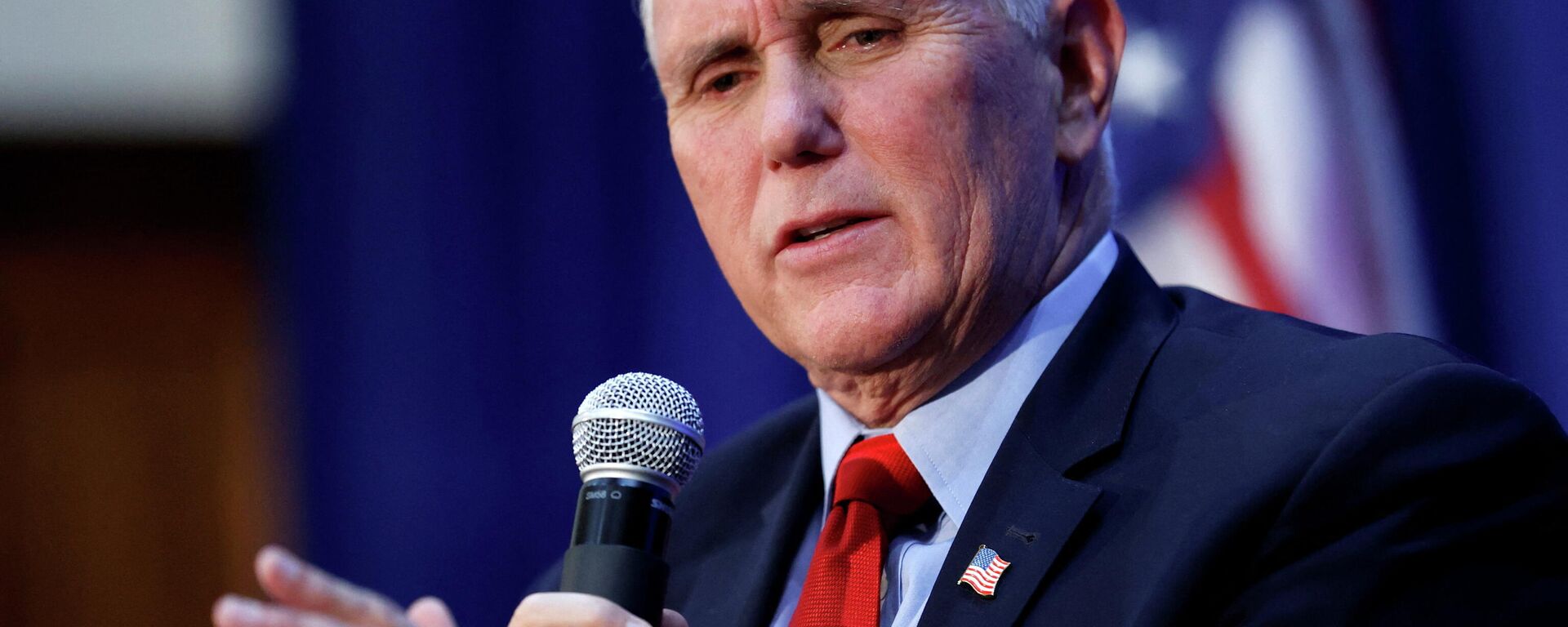 U.S. former Vice President Mike Pence sits for an onstage interview after his remarks on abortion, ahead of Supreme Court arguments in the Dobbs v. Jackson Women's Health Organization case involving a Mississippi abortion law, at the National Press Club in Washington, U.S. November 30, 2021 - Sputnik International, 1920, 05.02.2022