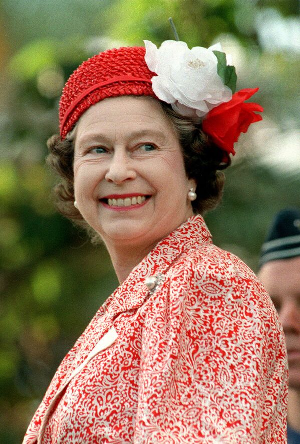 Queen Elizabeth ascended the throne on 6 February 1952, after King George VI died following a battle with lung cancer. The monarch said that even after 70 years, she still remembers that day &quot;as much for the death of her father as for the start of her reign&quot;. - Sputnik International