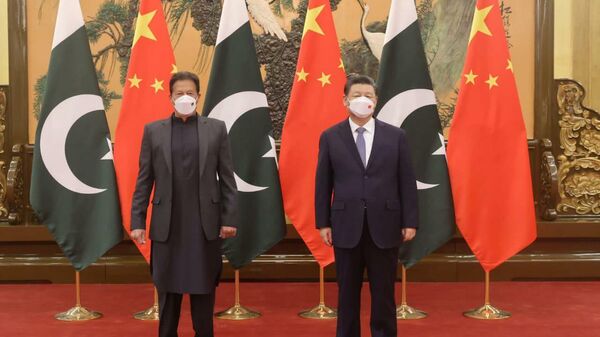 PM Imran Khan met President Xi Jinping in Beijing, Feb 6, 2022  - Sputnik International