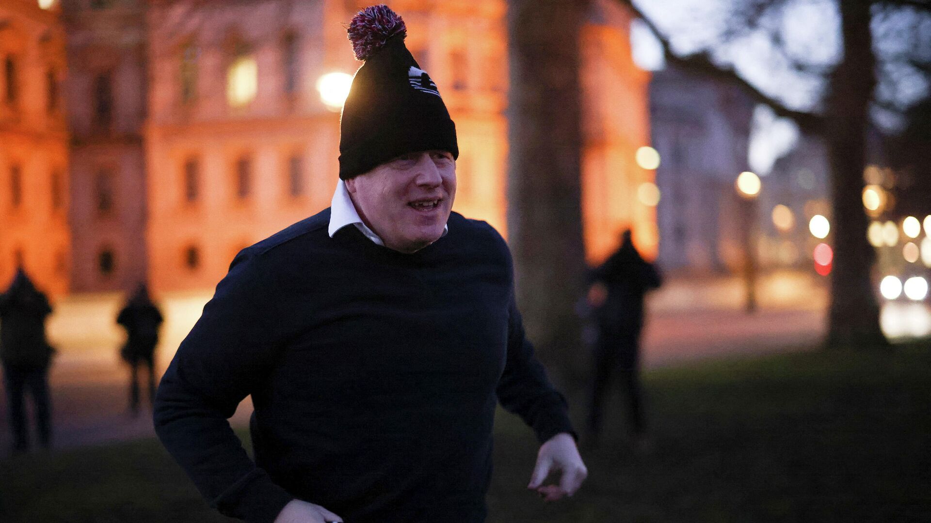 British Prime Minister Boris Johnson jogging in St James's Park in London - Sputnik International, 1920, 07.02.2022