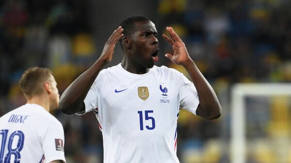 France's defender Kurt Zouma reacts during the FIFA World Cup Qatar 2022 Group D qualification football match between Ukraine and France at the Olympic Stadium in Kiev on September 4, 2021. - Sputnik International