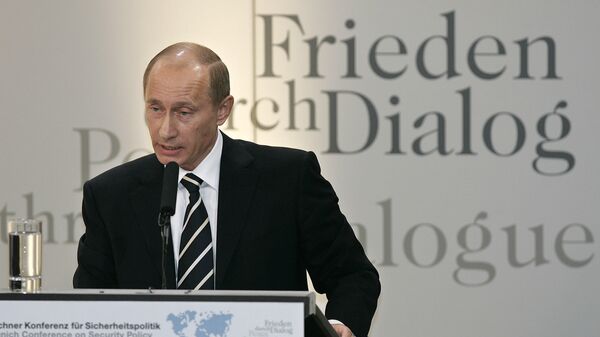 Russia's President Vladimir Putin delivers his speech at the Security Conference in Munich, southern Germany, Saturday, Feb. 10, 2007 - Sputnik International