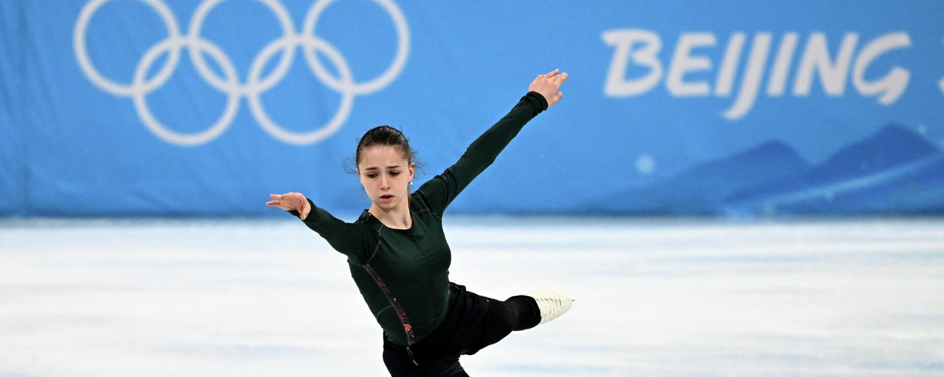 Russia's Kamila Valieva attends a training session on 11 February 2022 prior a figure skating event at the Beijing 2022 Olympic Games.  - Sputnik International, 1920, 11.02.2022