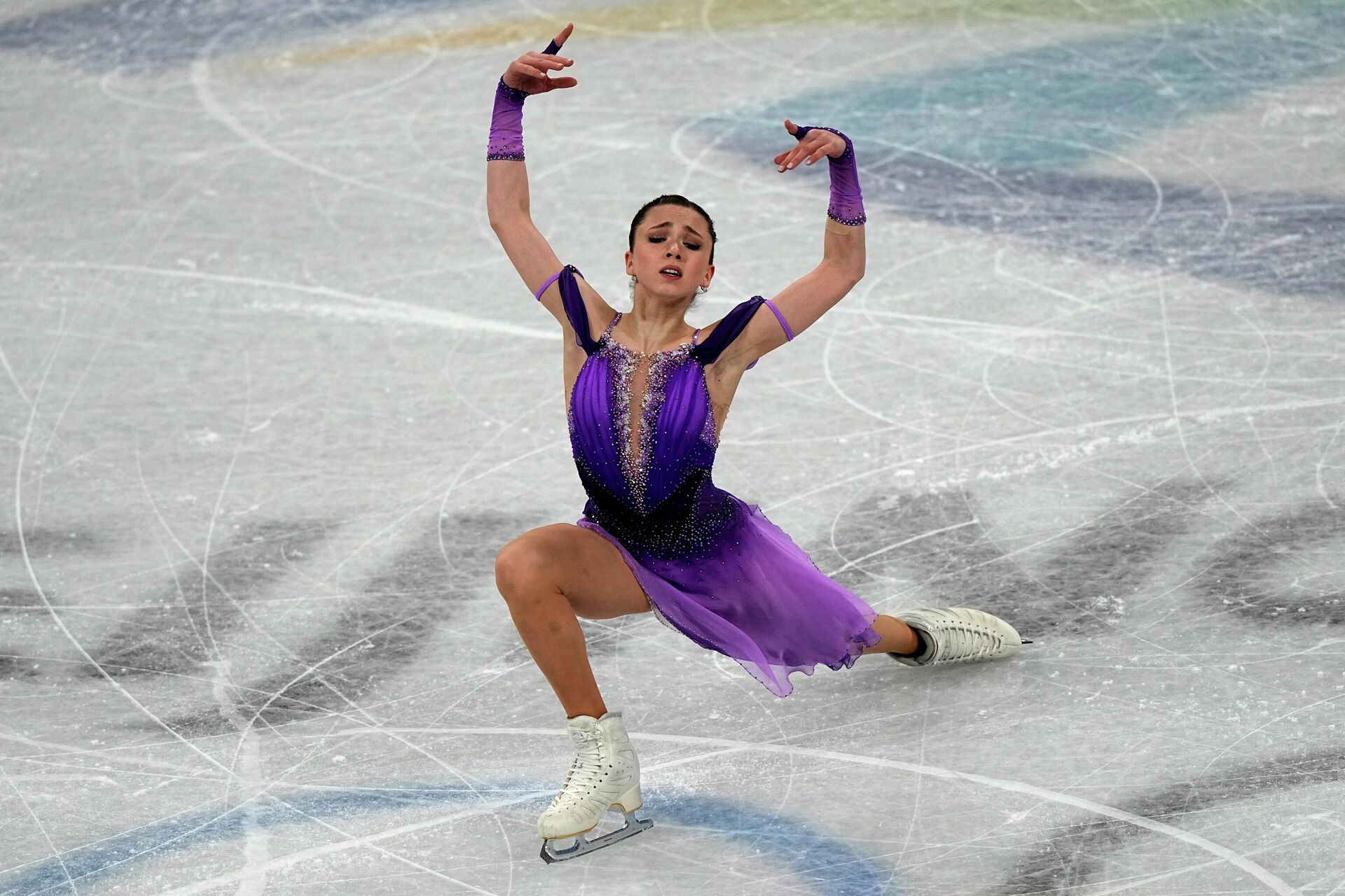 Kamila Valieva, of the Russian Olympic Committee, competes in the women's short program team figure skating competition at the 2022 Winter Olympics, Sunday, Feb. 6, 2022, in Beijing. - Sputnik International, 1920, 14.02.2022