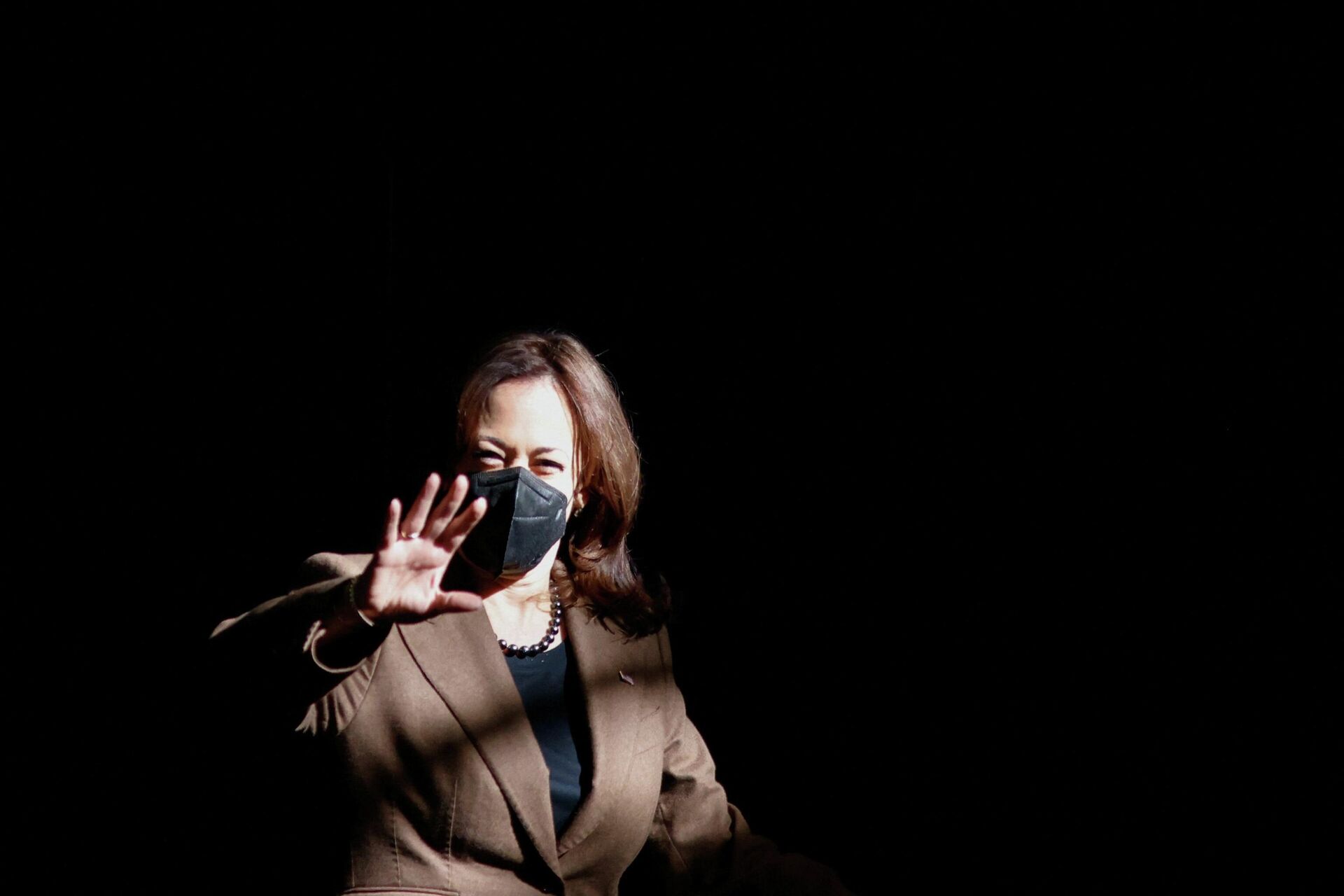 U.S. Vice President Kamala Harris arrives to attend an event to discuss “funding in the Bipartisan Infrastructure Law to remove and replace lead services lines across America,” at the Training Recreation Education Center in Newark, New Jersey, U.S., February 11, 2022. - Sputnik International, 1920, 07.03.2022