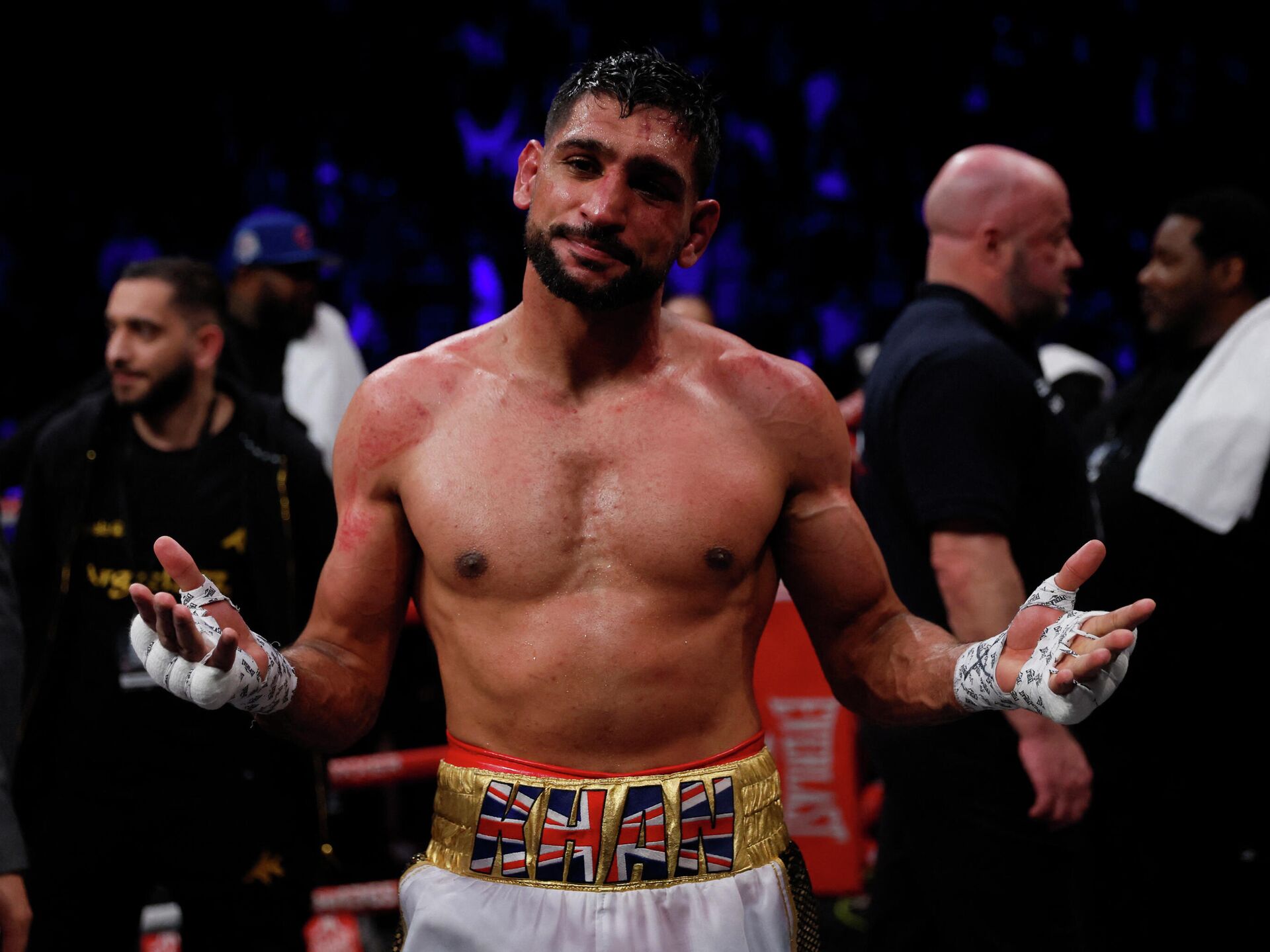 Calling it a Day? Amir Khan Mulls Quitting Boxing After Loss to Kell Brook 