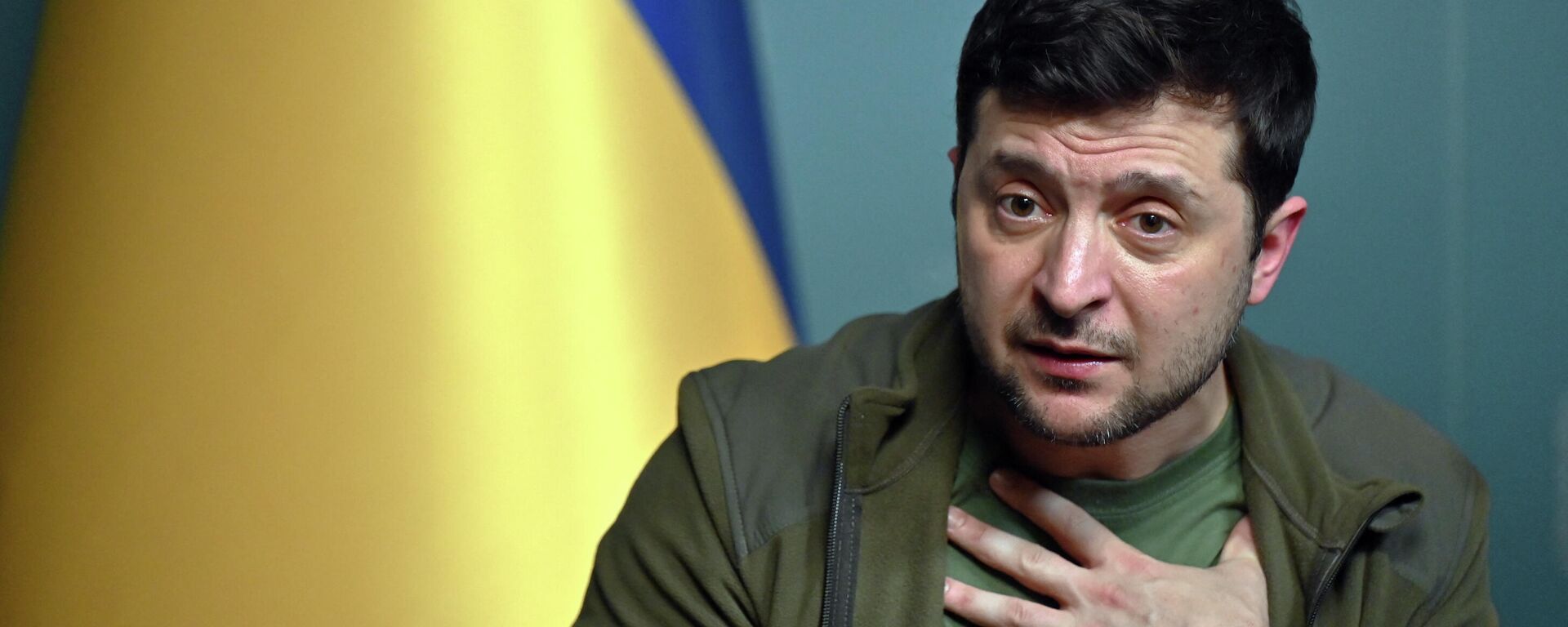 Ukrainian President Volodymyr Zelensky speaks during a press conference in Kiev on March 3, 2022. - Ukraine President Volodymyr Zelensky called on the West on March 3, 2022, to increase military aid to Ukraine, saying Russia would advance on the rest of Europe otherwise Ukrainian President Volodymyr Zelensky speaks during a press conference in Kiev on March 3, 2022. - Ukraine President Volodymyr Zelensky called on the West on March 3, 2022, to increase military aid to Ukraine, saying Russia would advance on the rest of Europe otherwise - Sputnik International, 1920, 04.03.2022