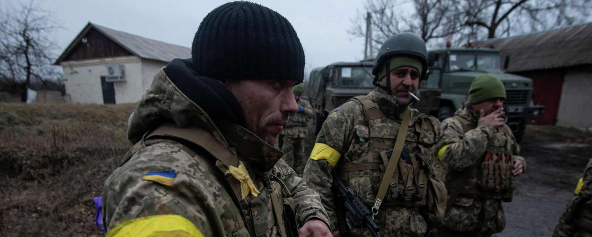 Ukrainian servicemen are seen in the north of the Kharkiv region, Ukraine March 3, 2022. - Sputnik International, 1920, 06.03.2022