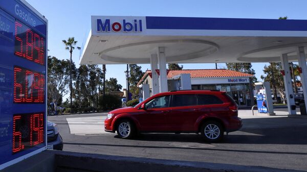 Gasoline prices are shown as they continue to rise in Carlsbad, California, U.S., March 7, 2022 - Sputnik International
