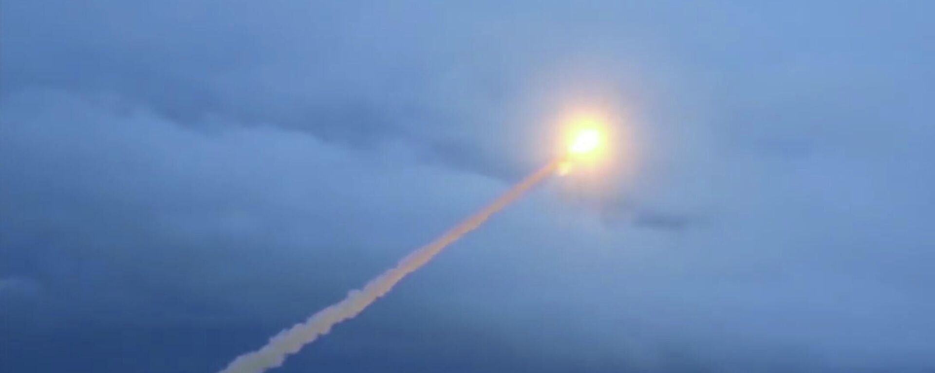 Trial launch of Russian cruise missile with nuclear powered engine  9M730 Burevestnik (NATO reporting name: SSC-X-9 Skyfall) - Sputnik International, 1920, 10.03.2022