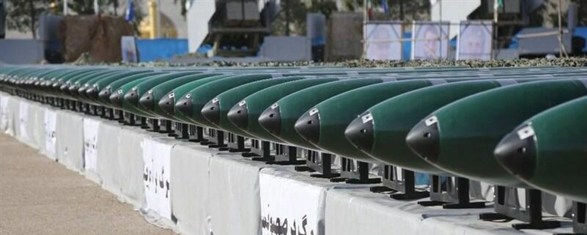 Iran's Islamic Revolutionary Guard Corps (IRGC) receives new equipment at a ceremony in Bandar Abbas on March 15, 2022. - Sputnik International, 1920, 16.01.2024