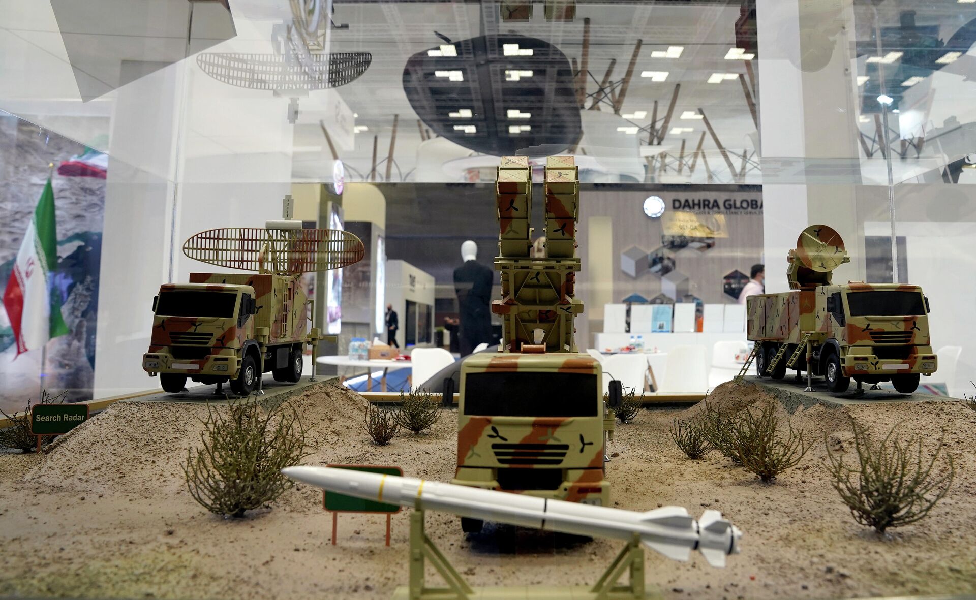 A model of an Iranian Bavar-373 (AD-200) launch system missile is seen at a stand at the DIMDEX exhibition in Doha, Qatar, Wednesday, March 23, 2022. Iran, under sweeping economic sanctions, was hawking weapons on Wednesday at a Qatari defense exhibit, a surprising sight at the major conference also showcasing American companies and fighter jets. - Sputnik International, 1920, 23.03.2022
