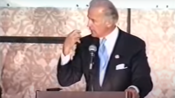 Screengrab of 2002 Joe Biden address to an Albanian American civic group.  - Sputnik International