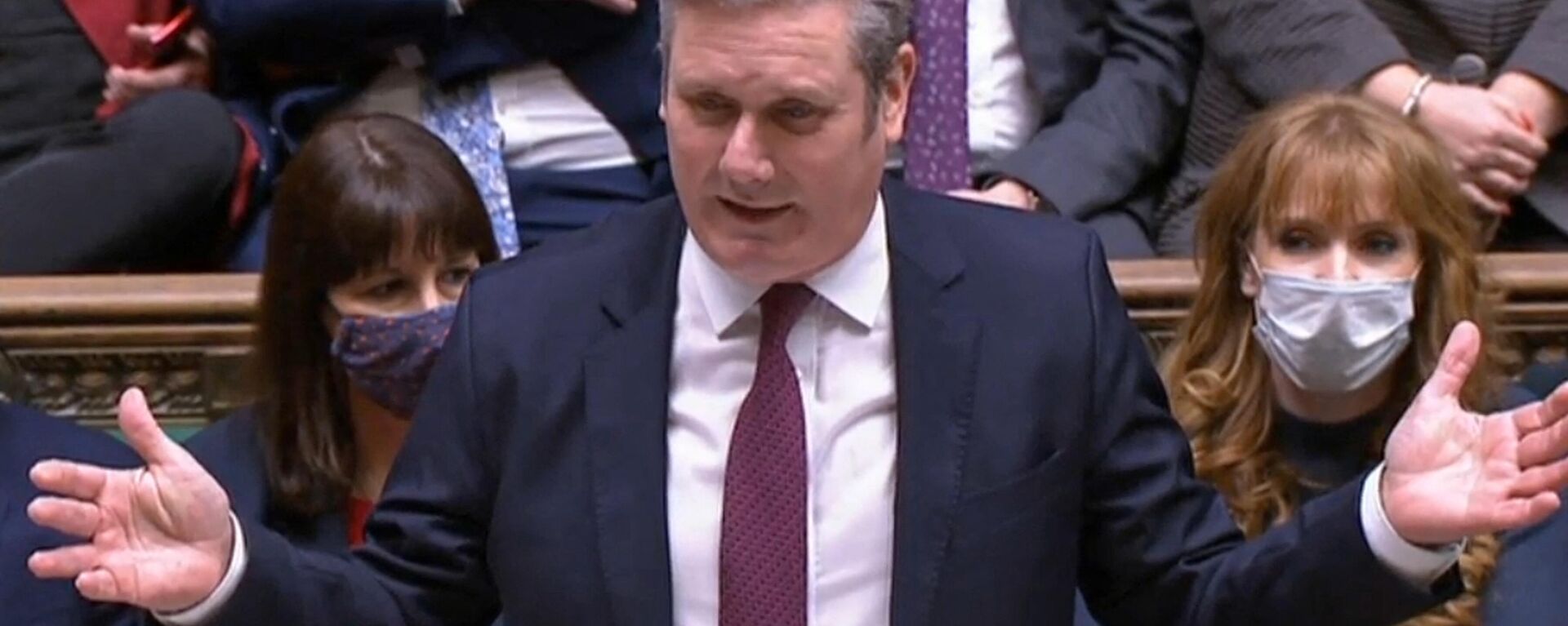 A video grab from footage broadcast by the UK Parliament's Parliamentary Recording Unit (PRU) shows Britain's main opposition Labour Party leader Keir Starmer speaking during Prime Minister's Questions (PMQs), in the House of Commons in London on January 19, 2022 - Sputnik International, 1920, 27.03.2022