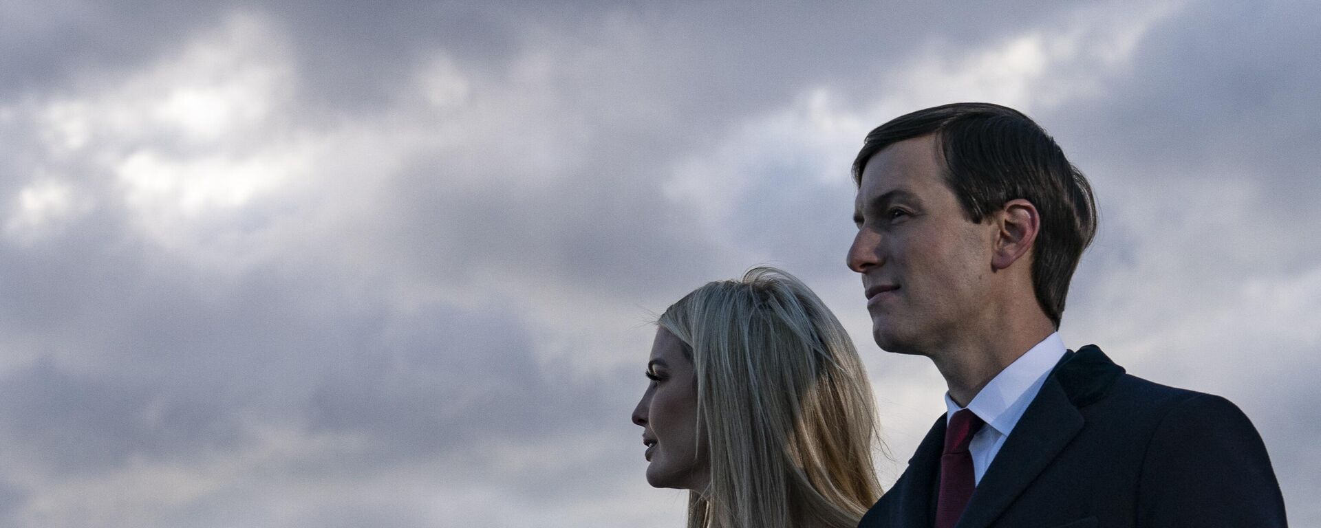 Daughter and Senior Advisor to the Outgoing US President Ivanka Trump and husband Senior Advisor to the Outgoing President Jared Kushner stand on the tarmac at Joint Base Andrews in Maryland as they attend US President Donald Trump's departure on January 20, 2021. - Sputnik International, 1920, 08.06.2022