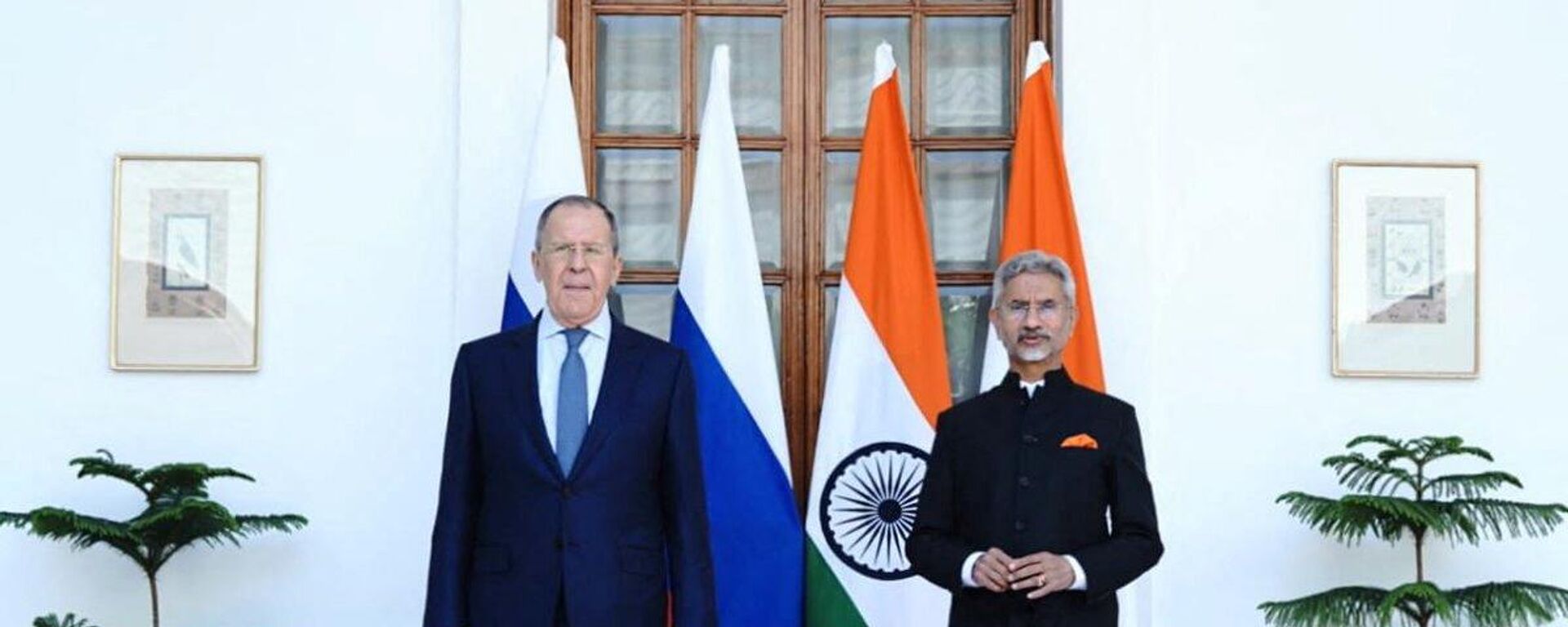 India's Foreign Minister Subrahmanyam Jaishankar and his Russian counterpart Sergei Lavrov are seen before their meeting in New Delhi, India, April 1, 2022 - Sputnik International, 1920, 01.04.2022
