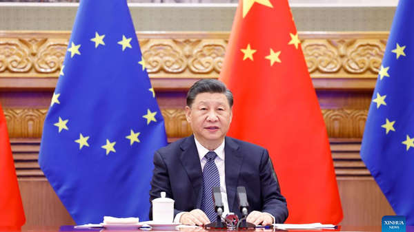 Chinese President Xi Jinping meets with European Council President Charles Michel and European Commission President Ursula von der Leyen via video link in Beijing, capital of China, April 1, 2022. - Sputnik International