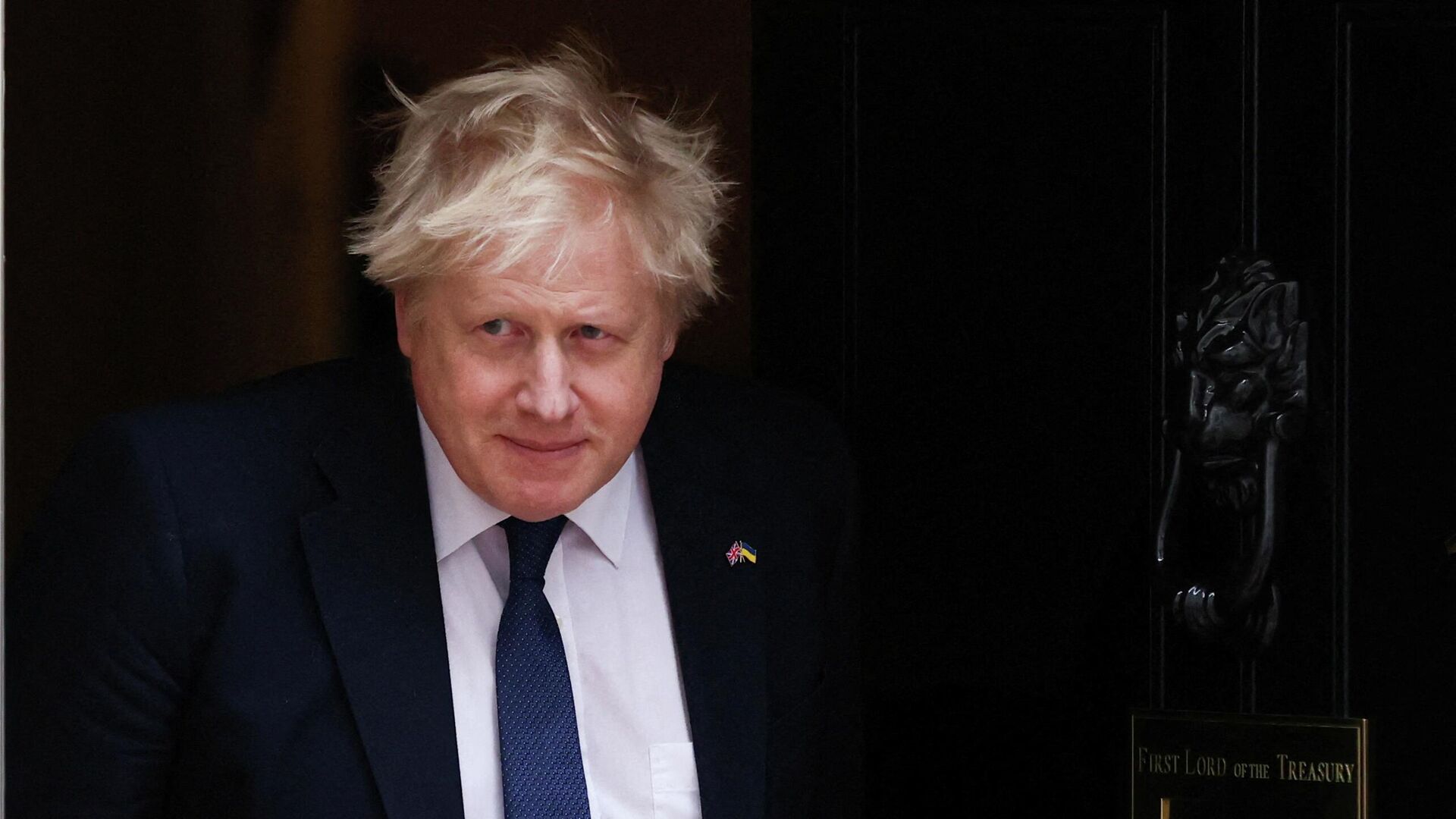 British Prime Minister Boris Johnson walks in Downing Street in London, Britain, April 5, 2022. - Sputnik International, 1920, 06.04.2022