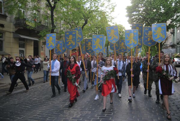 2014: Lvov. Participants of the march dedicated to the creation of the 14thSS-Volunteer Division Galicia. - Sputnik International