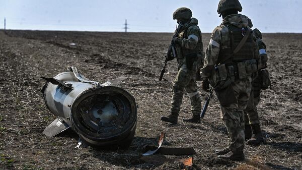 Parts of Ukraine's 'Tochka-U' missile shot down outside Berdyansk, March 2022. - Sputnik International