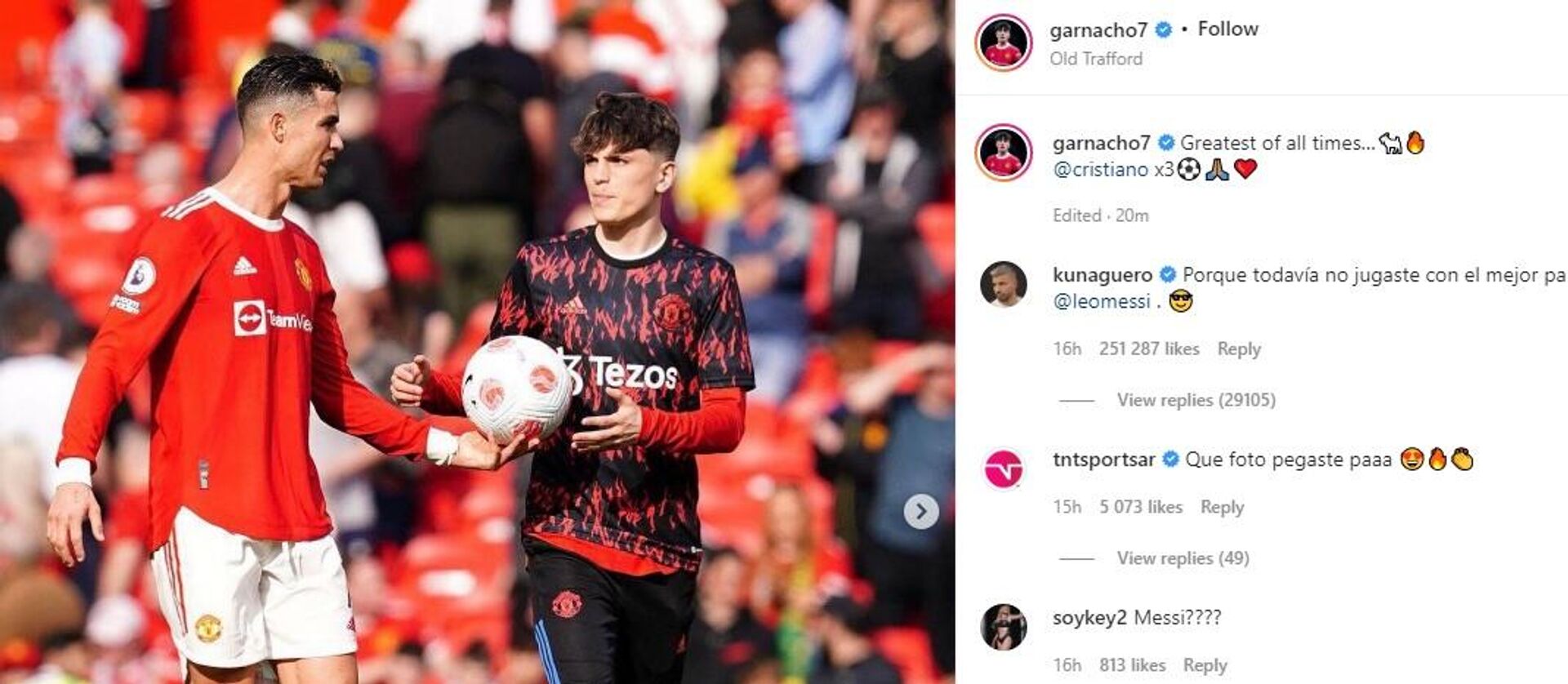 Ronaldo hands over the match ball to Garnacho, 16 April 2022 - Sputnik International, 1920, 17.04.2022